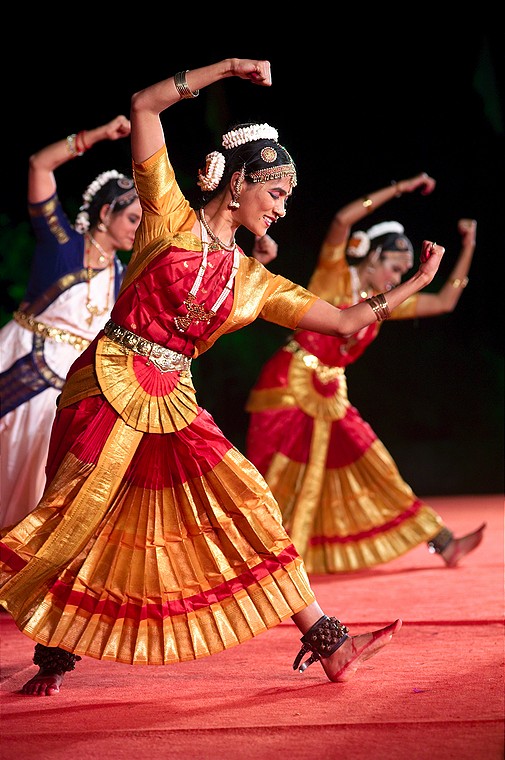 Mamallapuram Dance Festival 2012 - Bharatanatyam - Zdjęcie 22 z 36